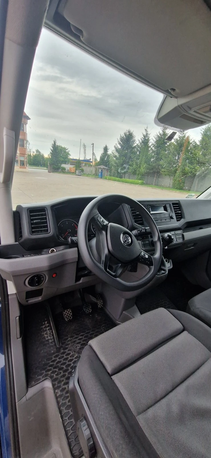 VW Crafter, снимка 5 - Бусове и автобуси - 41187428