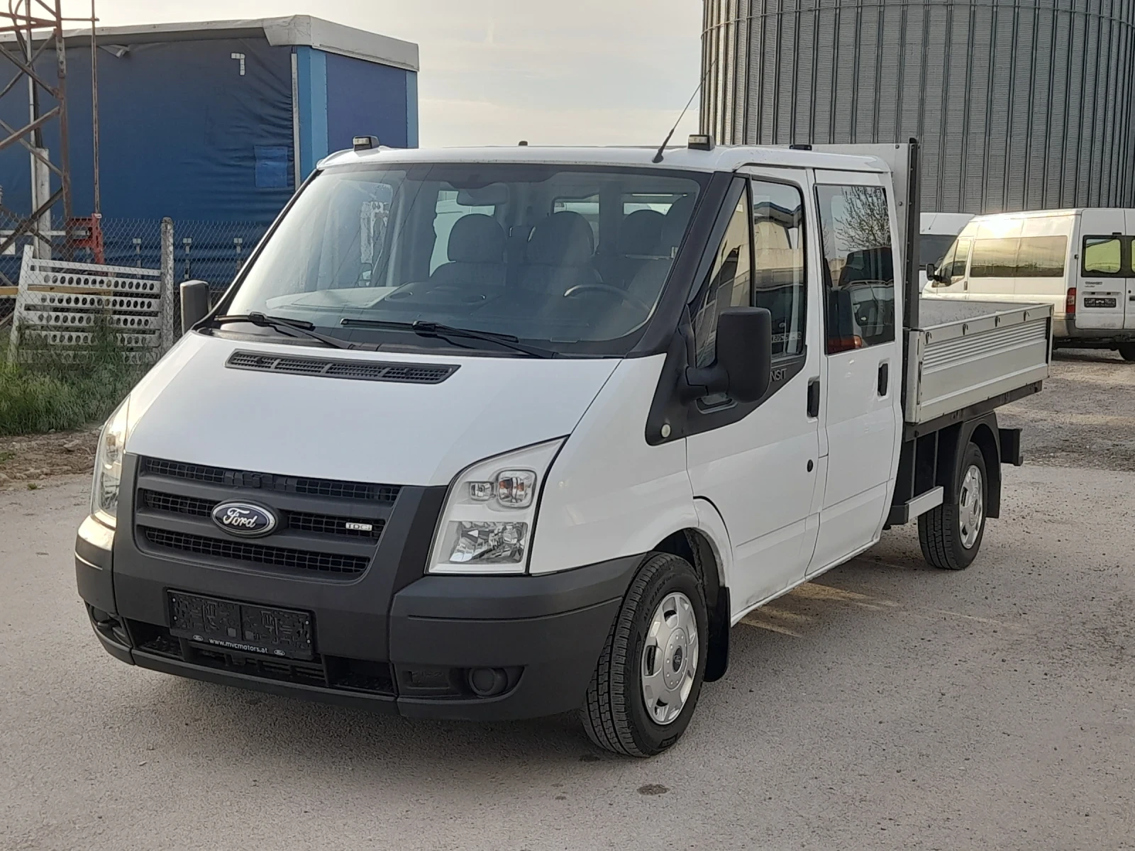 Ford Transit FACELIFT, снимка 2 - Бусове и автобуси - 54437777