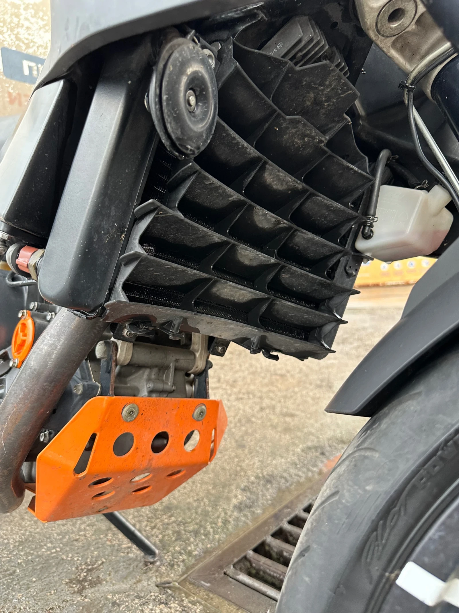 Ktm 690 Super Moto 690 - изображение 9