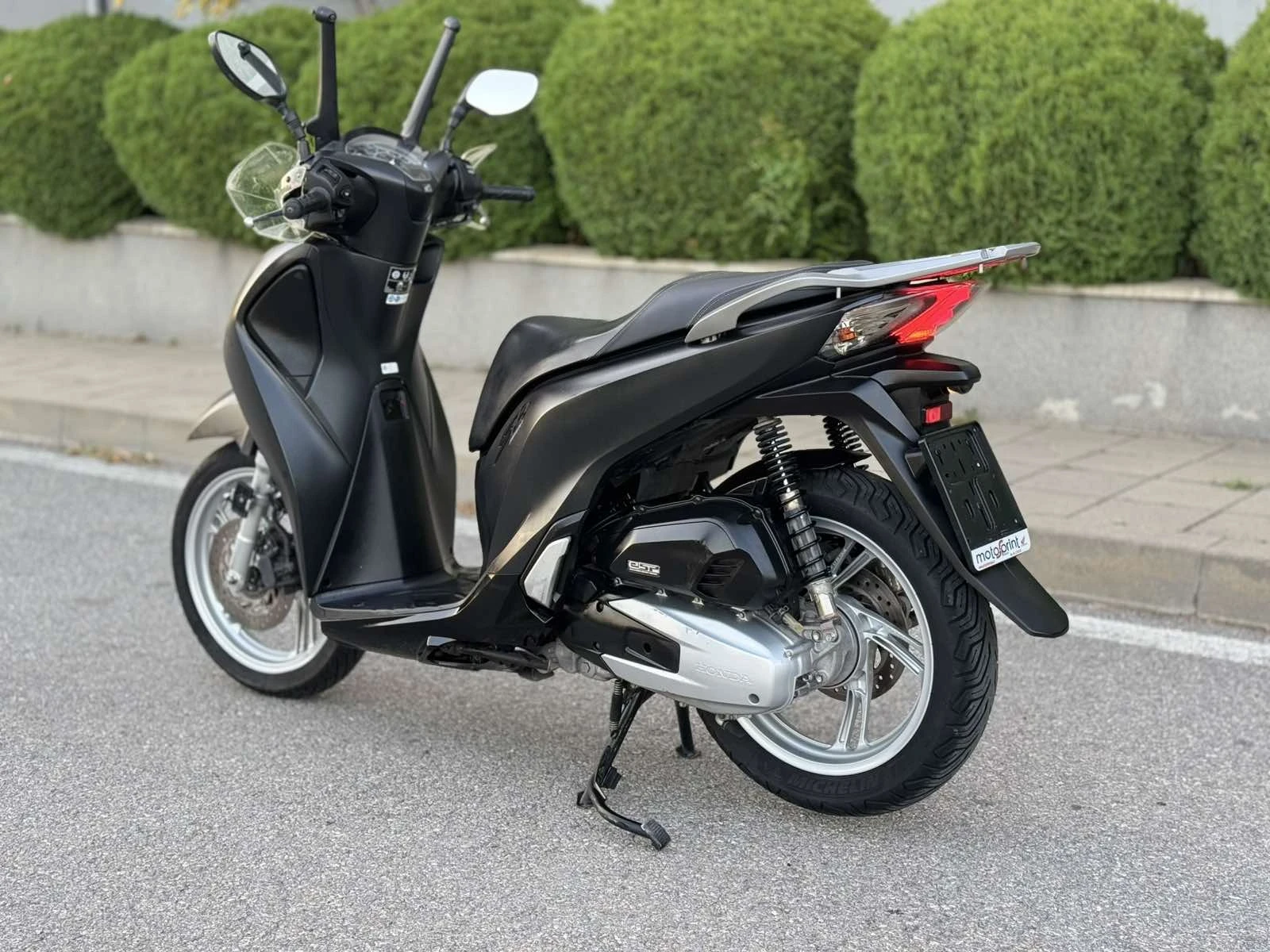 Honda Sh 150i, снимка 6 - Мотоциклети и мототехника - 55698141