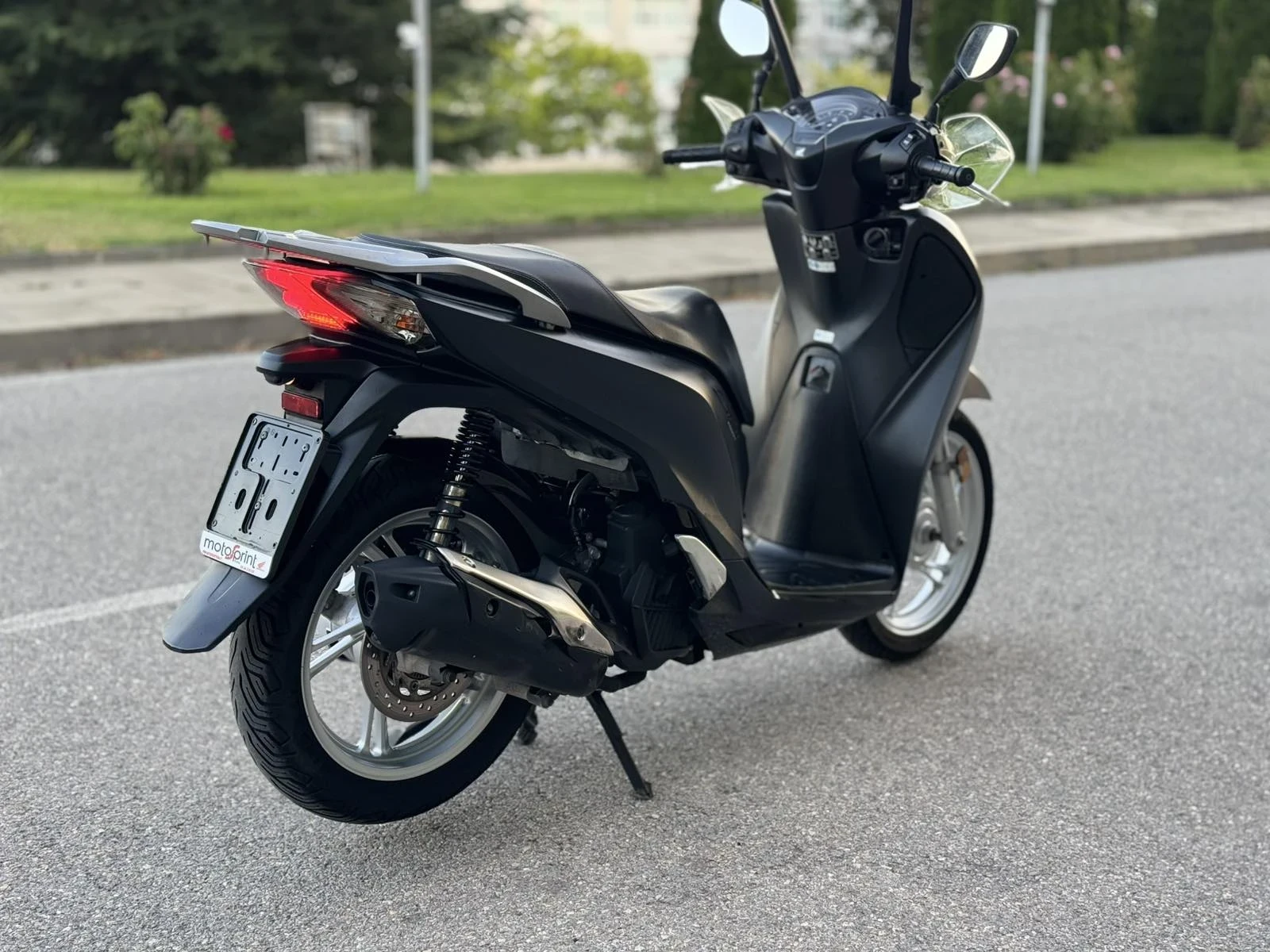 Honda Sh 150i, снимка 4 - Мотоциклети и мототехника - 55698141