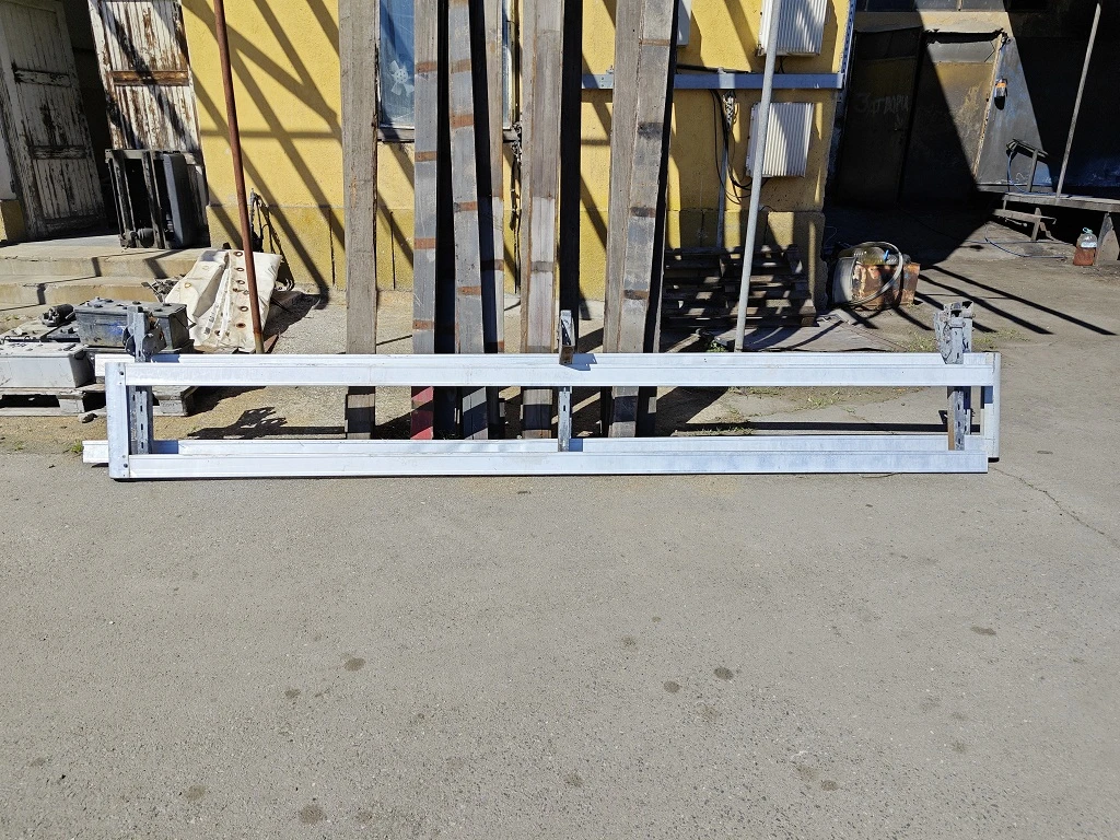 Полуремарке Berger SAPL 24 LTP НА ЧАСТИ, 3бр. САФ ОСИ, снимка 15 - Ремаркета - 53824840