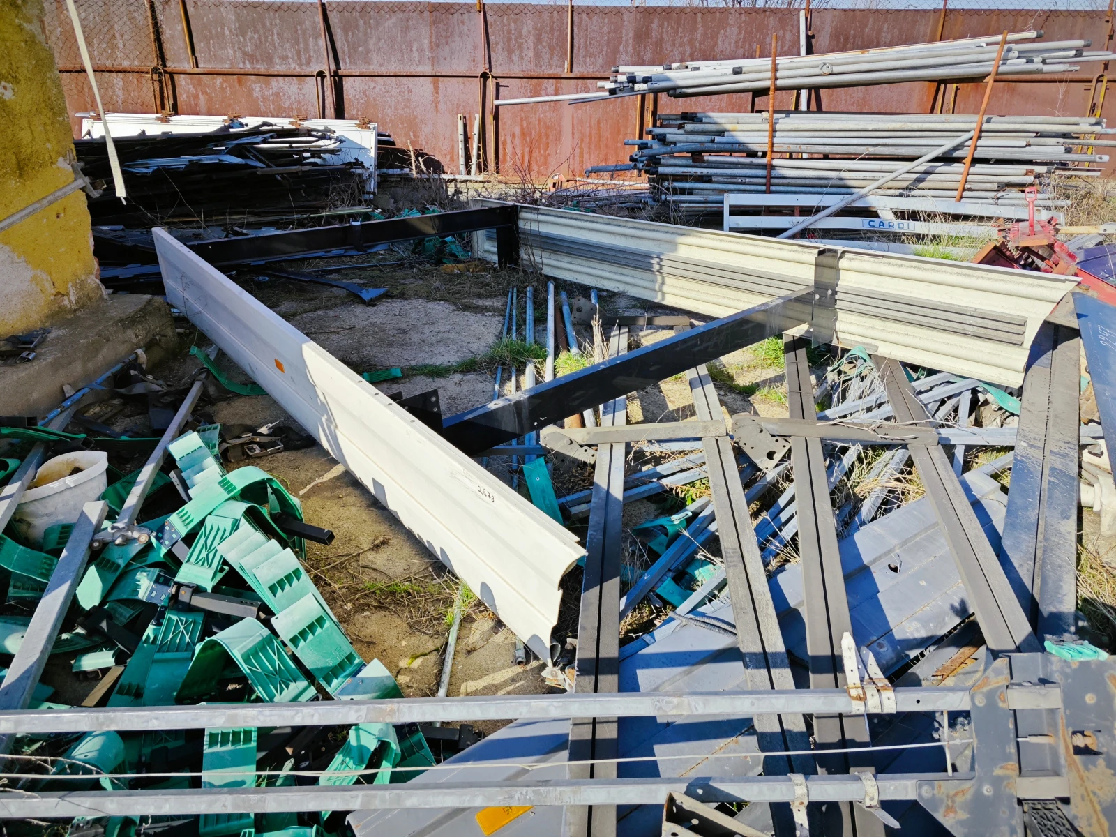 Полуремарке Berger SAPL 24 LTP НА ЧАСТИ, 3бр. САФ ОСИ, снимка 13 - Ремаркета - 53824840