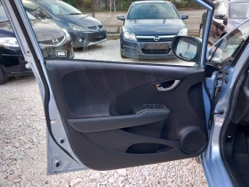 Honda Jazz 1.4i Автоматик 100кс - 8900 лв. - 25619438 13