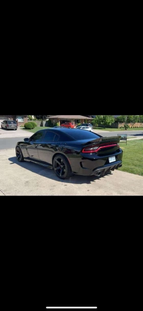 Dodge Charger * 4dr Sdn R/T 392 RWD * CARFAX * ЦЕНА ДО БГ - 23500 € / 45962.00 лв. - 74285922 4