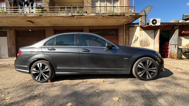 Mercedes-Benz C 320 C320cdi AMG пакет, снимка 4 - Автомобили и джипове - 48006134