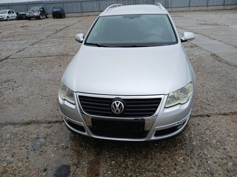 VW Passat 2.0 TDI, снимка 1 - Автомобили и джипове - 48159644