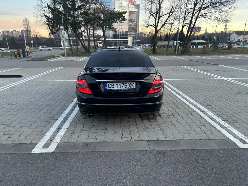 Mercedes-Benz C 220, снимка 7 - Автомобили и джипове - 48522711