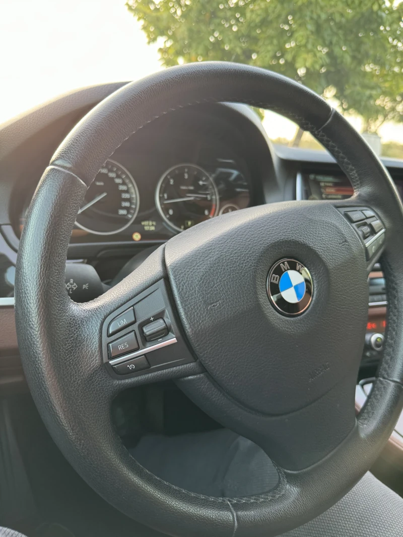 BMW 530 D, снимка 13 - Автомобили и джипове - 48816278