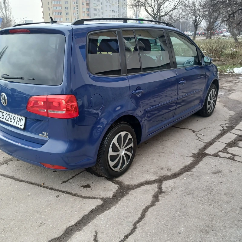 VW Touran АВТОМАТИК , снимка 5 - Автомобили и джипове - 49095398