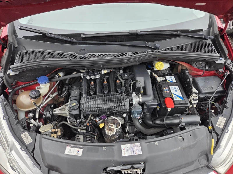 Peugeot 208 1, 2 benzin 70 hp ГАЗ ФАБРИЧНА!, снимка 16 - Автомобили и джипове - 53440576