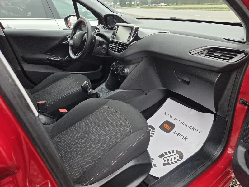 Peugeot 208 1, 2 benzin 70 hp ГАЗ ФАБРИЧНА!, снимка 14 - Автомобили и джипове - 53440576