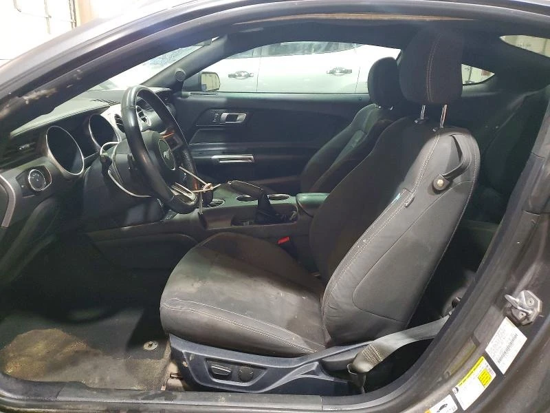 Ford Mustang, снимка 7 - Автомобили и джипове - 54780585