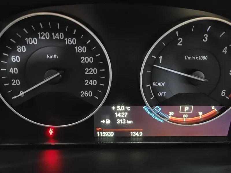 BMW 320 d, снимка 12 - Автомобили и джипове - 55142545