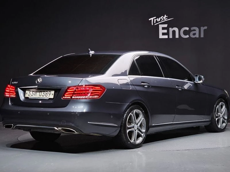 Mercedes-Benz E 250 E250 BlueTec 4MATIC AV| 204к.с.| ВКЛ.ТЕХНОТЕСТ, снимка 2 - Автомобили и джипове - 55217582