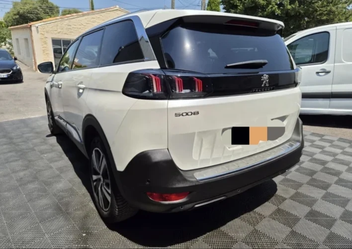 Peugeot 5008 ALLURE/ 7 местен , снимка 6 - Автомобили и джипове - 55597892
