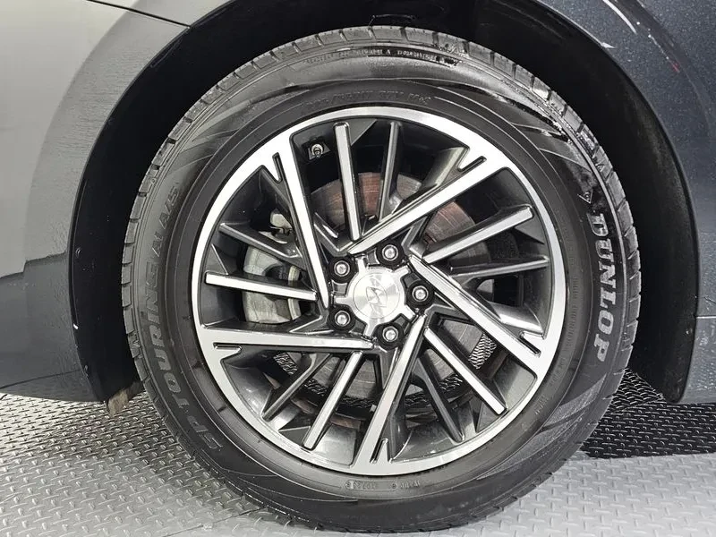 Hyundai Grandeur 2.5 Premium Choice, снимка 5 - Автомобили и джипове - 55699113