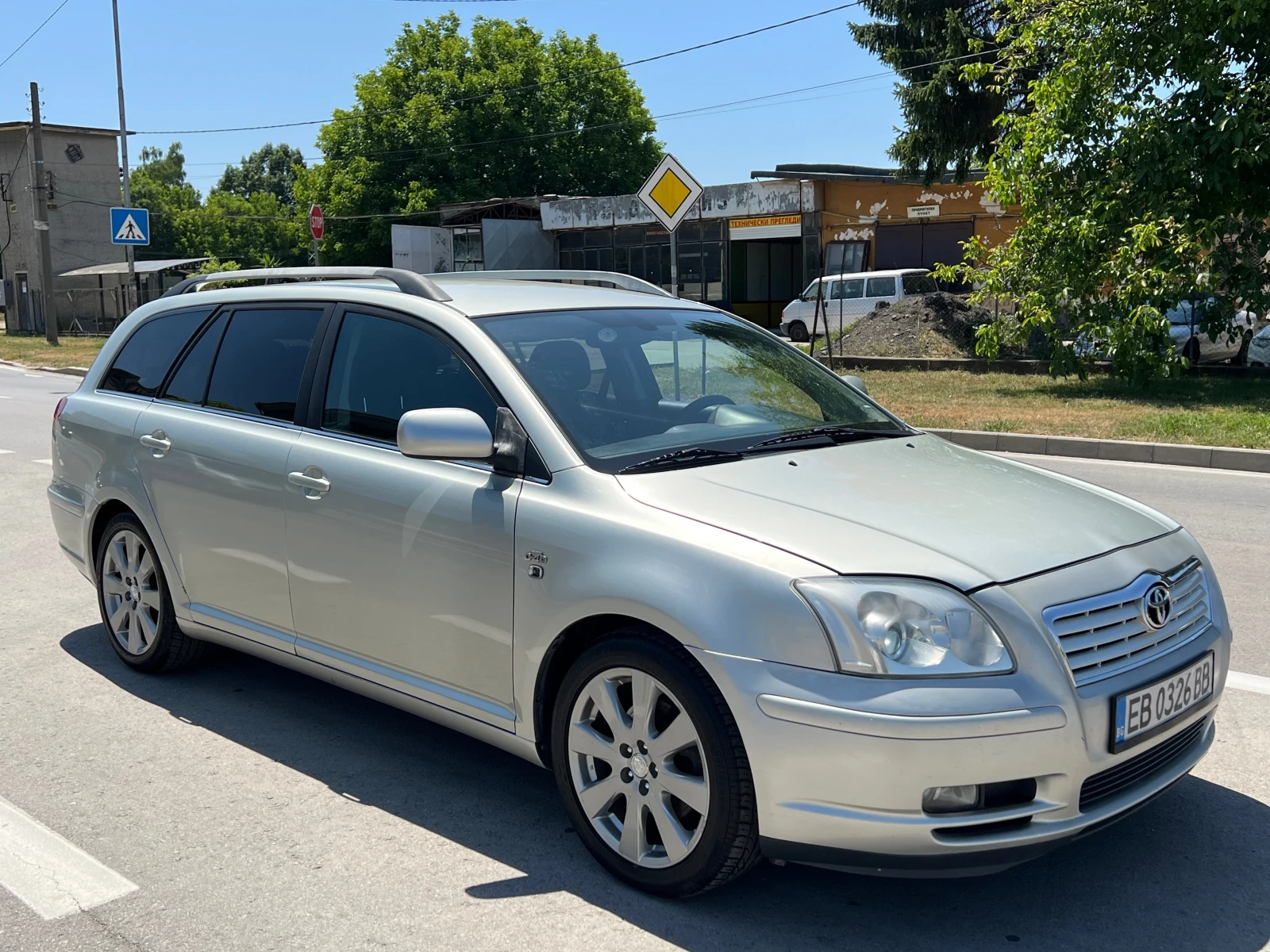 Toyota Avensis D4D - изображение 3