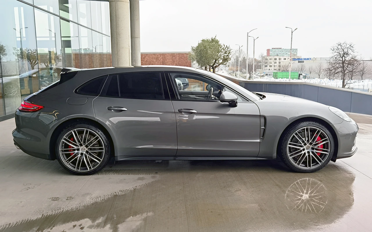 Porsche Panamera Turbo Sport Turismo - изображение 2