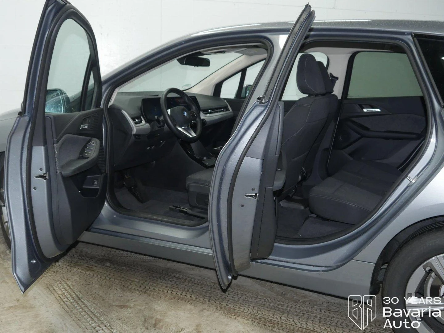 BMW 218 i Active Tourer Steptronic | Mobile.bg   5