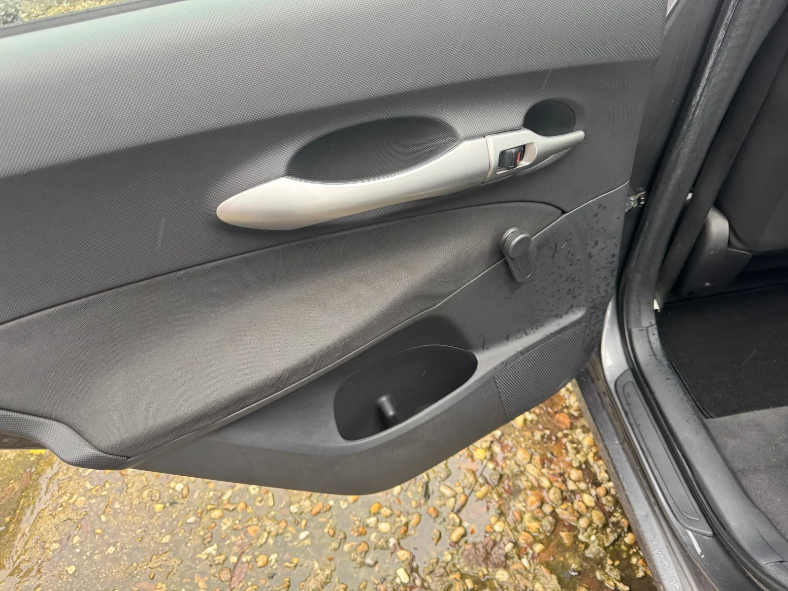 Toyota Auris 1300-99 кс бензин 6 скорости - изображение 10