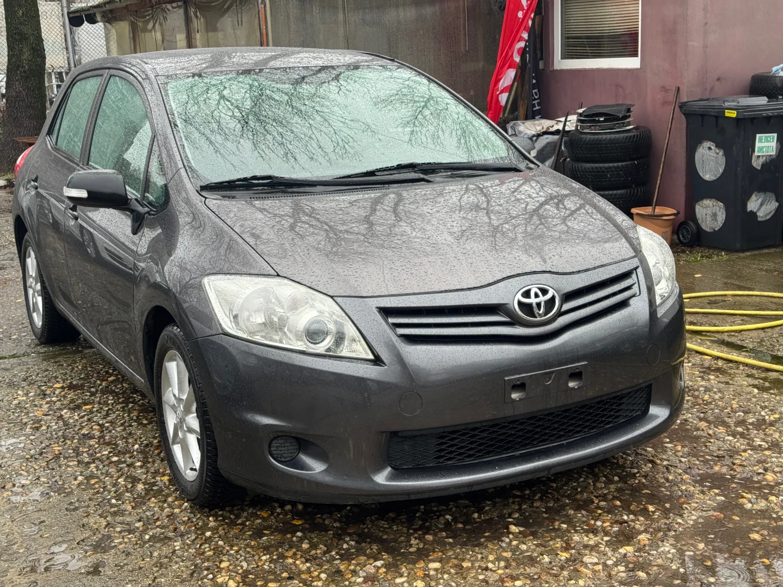 Toyota Auris 1300-99 кс бензин 6 скорости - изображение 2