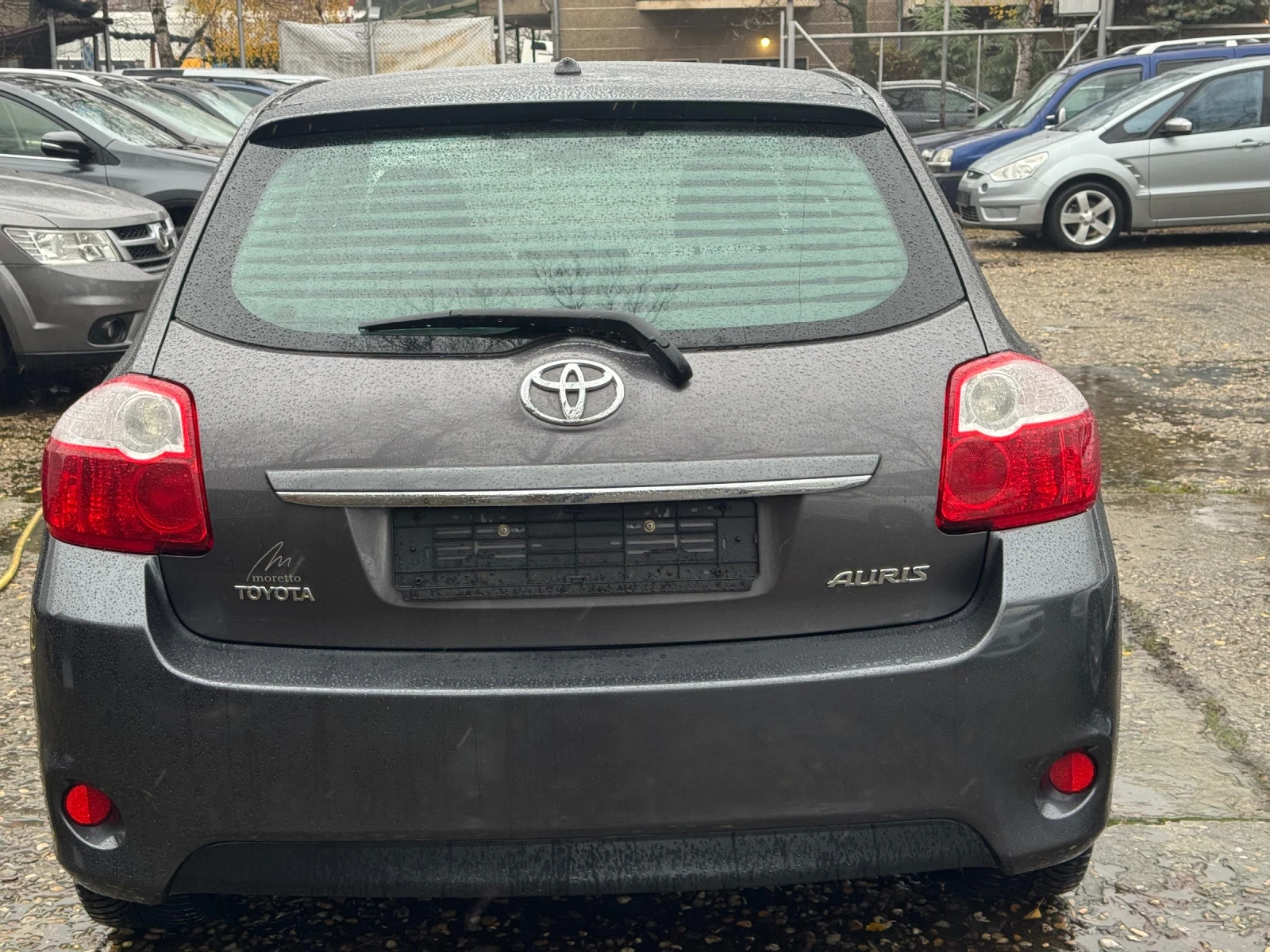 Toyota Auris 1300-99 кс бензин 6 скорости - изображение 5