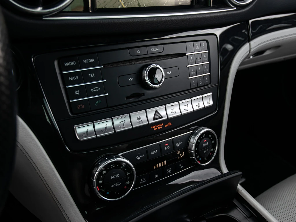 Mercedes-Benz SL 400 SL450* HARMAN/KARDON* ТВЪРД ТАВАН* ОБДУХ*  - изображение 10