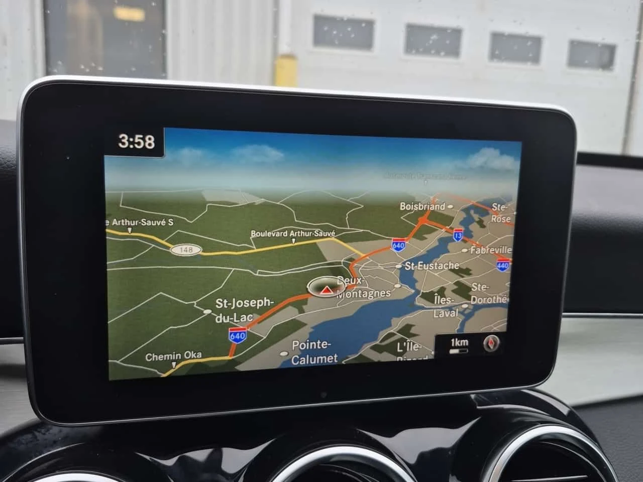 Mercedes-Benz C 300 * ПАНОРАМА * 2 КЛЮЧА * , снимка 11 - Автомобили и джипове - 53910343