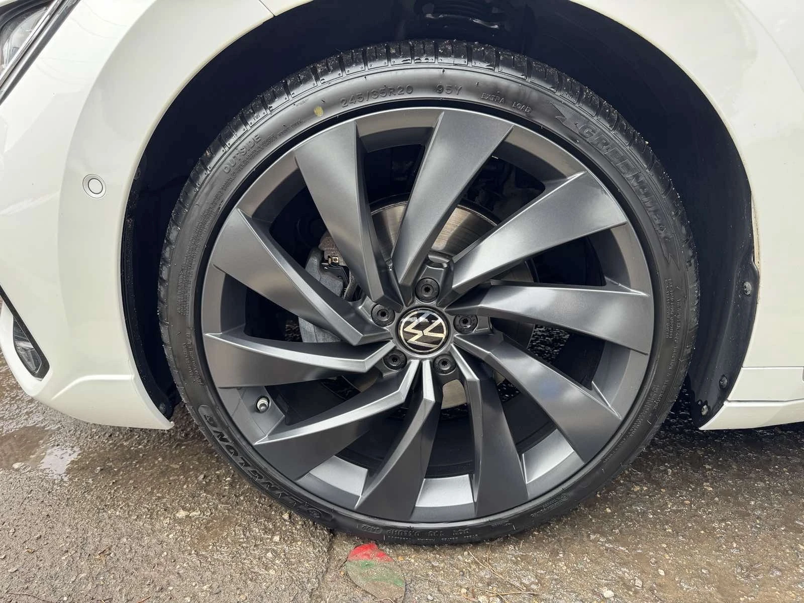 VW Arteon R, снимка 10 - Автомобили и джипове - 53960600