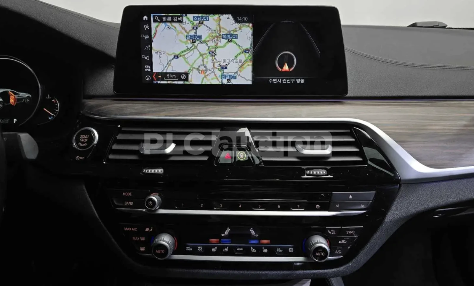 BMW 530 XDRIVE, снимка 10 - Автомобили и джипове - 54139157