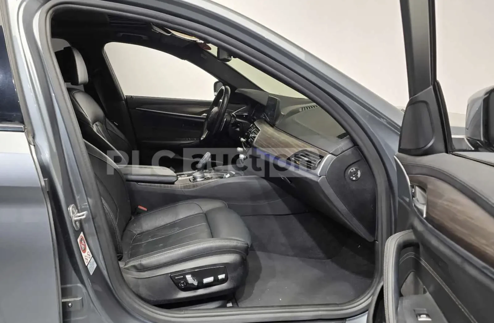 BMW 530 XDRIVE, снимка 7 - Автомобили и джипове - 54139157