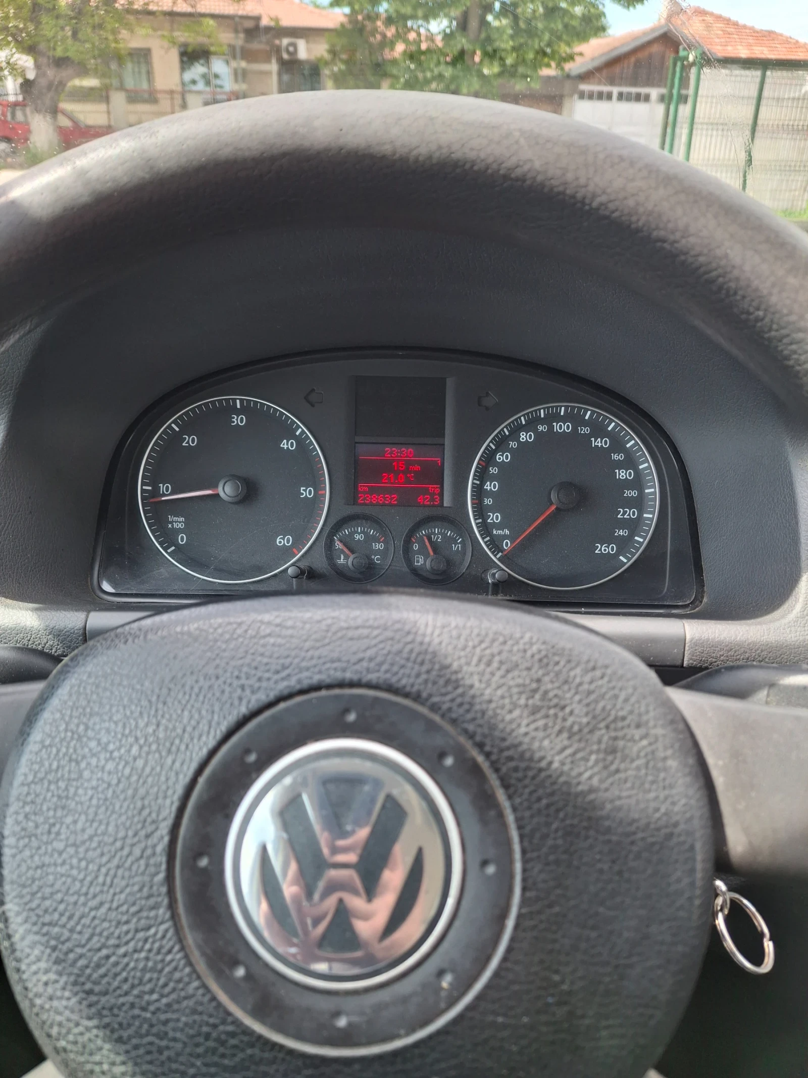 VW Touran 1.9TDI 105 �.� | Mobile.bg � ����������� 14