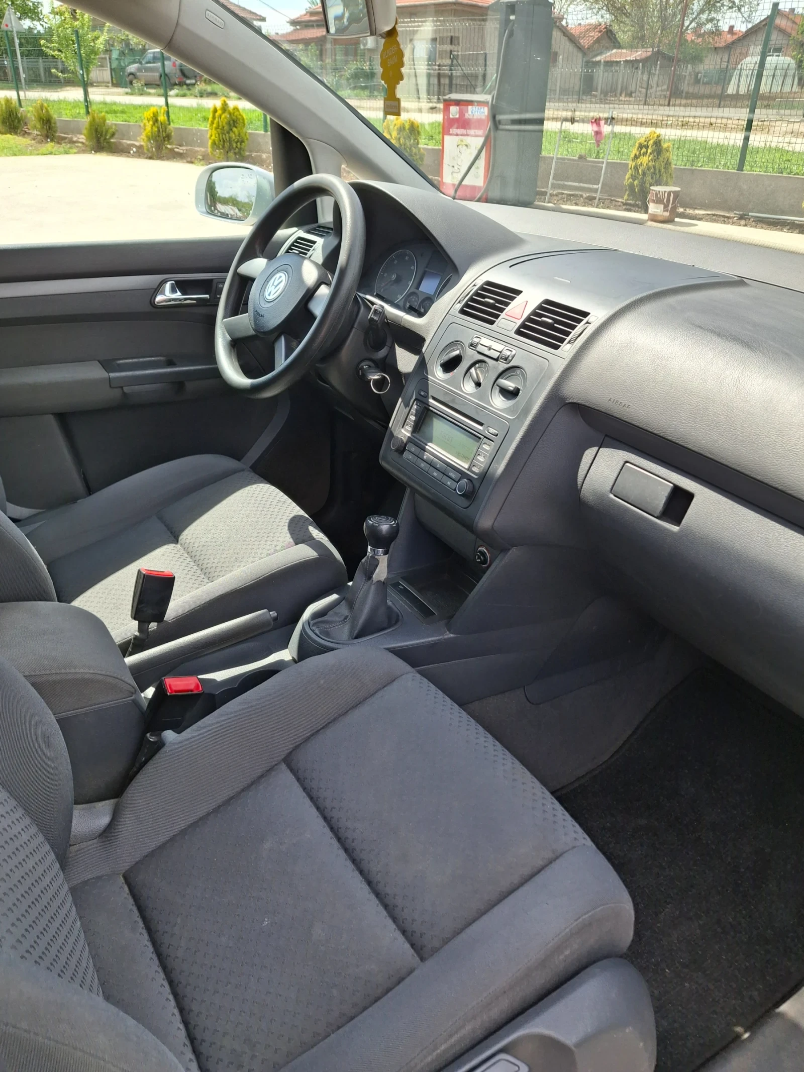 VW Touran 1.9TDI 105 �.� | Mobile.bg � ����������� 10