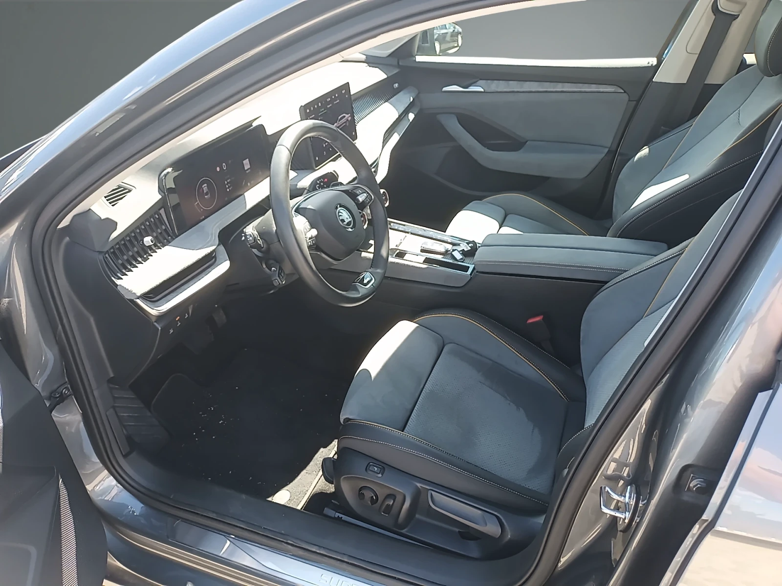 Skoda Superb 2.0TDI/4x4/7DSG | Mobile.bg � ����������� 9