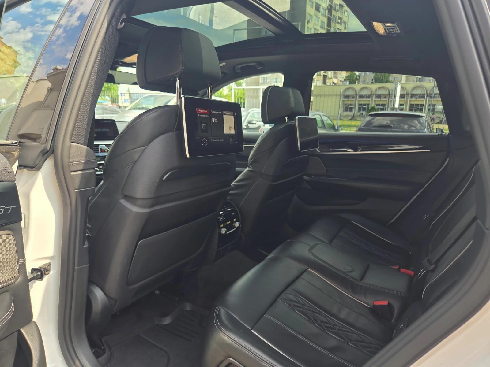 BMW 6 GT 640i-xDrive/HEAD-UP/HARMAN-KARDON/NAVI/������360 | Mobile.bg � ����������� 16