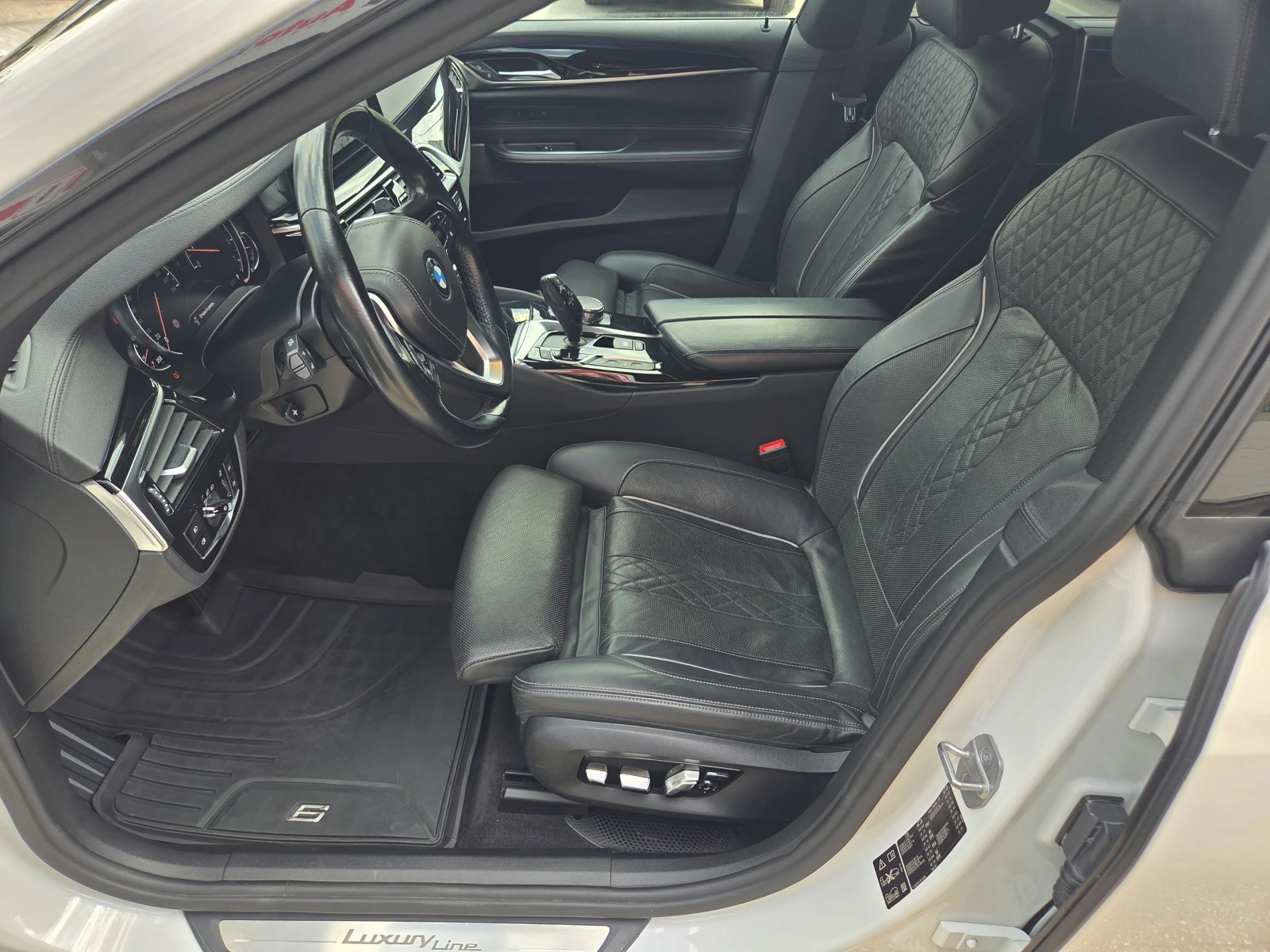 BMW 6 GT 640i-xDrive/HEAD-UP/HARMAN-KARDON/NAVI/������360 | Mobile.bg � ����������� 10