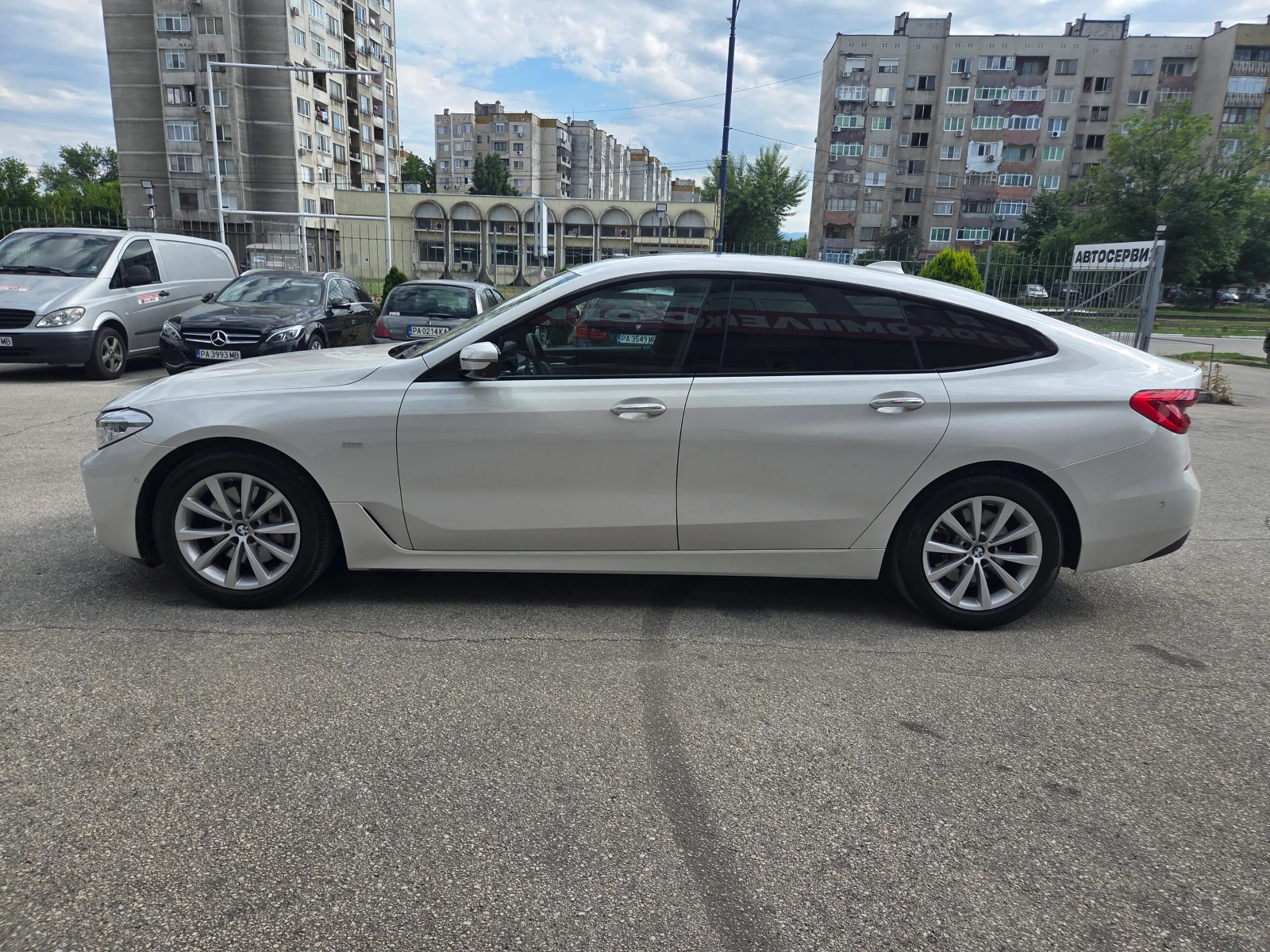BMW 6 GT 640i-xDrive/HEAD-UP/HARMAN-KARDON/NAVI/������360 | Mobile.bg � ����������� 2