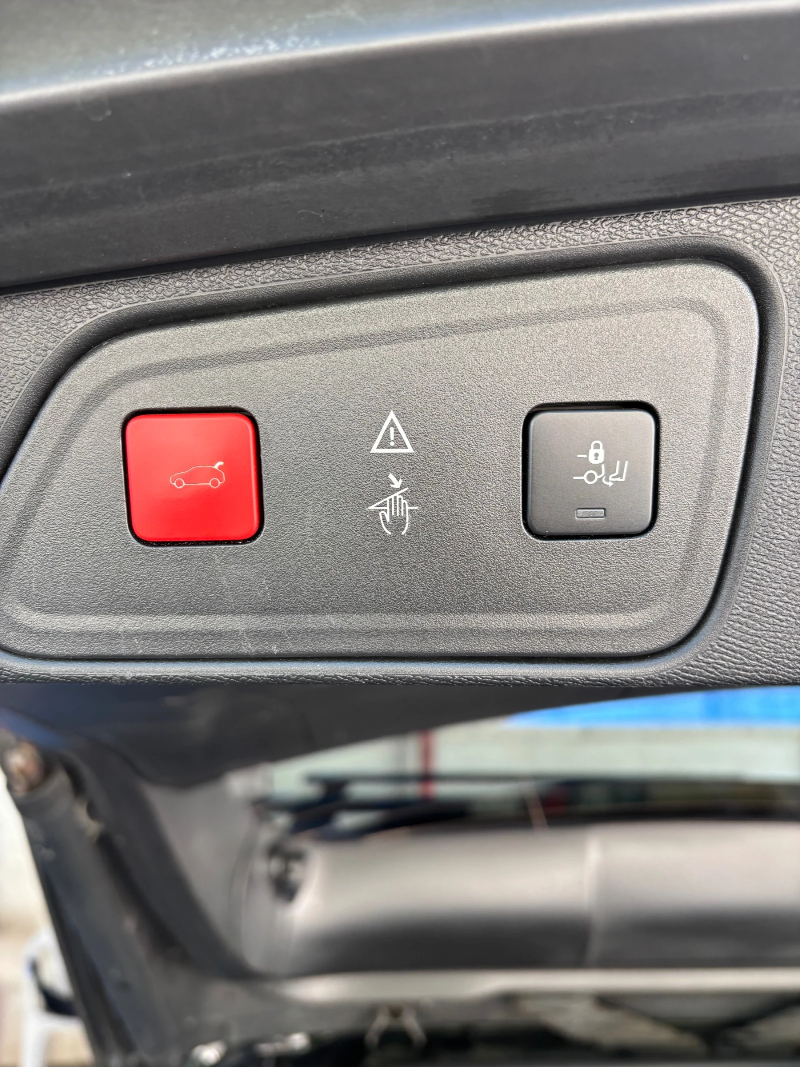 Peugeot 3008 2019 GT, снимка 12 - Автомобили и джипове - 55044601