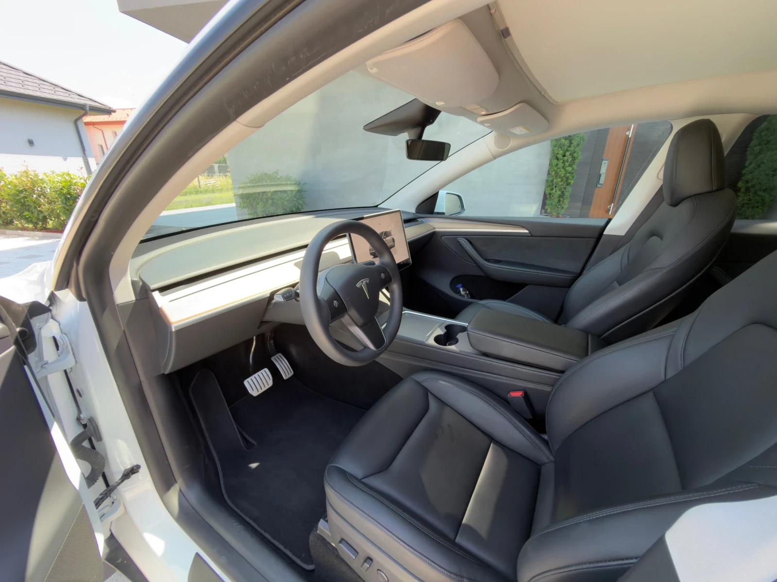 Tesla Model Y Performance, Dual Motor, снимка 6 - Автомобили и джипове - 55130441