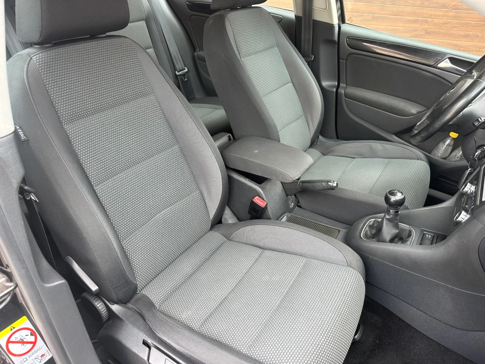 VW Golf VI 2.0TDI 110 к.с., снимка 11 - Автомобили и джипове - 55211348