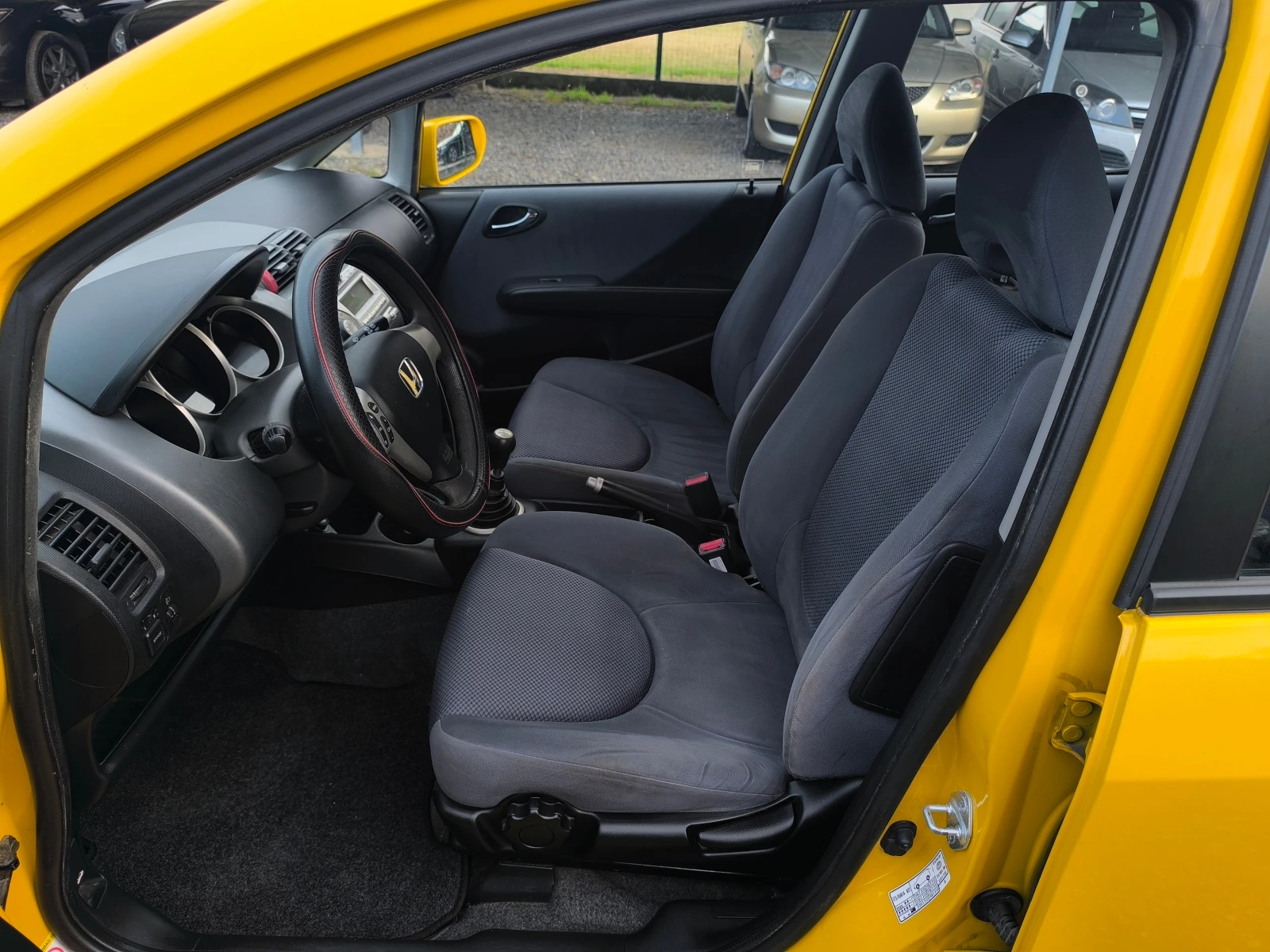 Honda Jazz FACE LIFT-1.4i-83кс(4-цилиндъра)-КЛИМАТРОНИК-, снимка 9 - Автомобили и джипове - 55309420