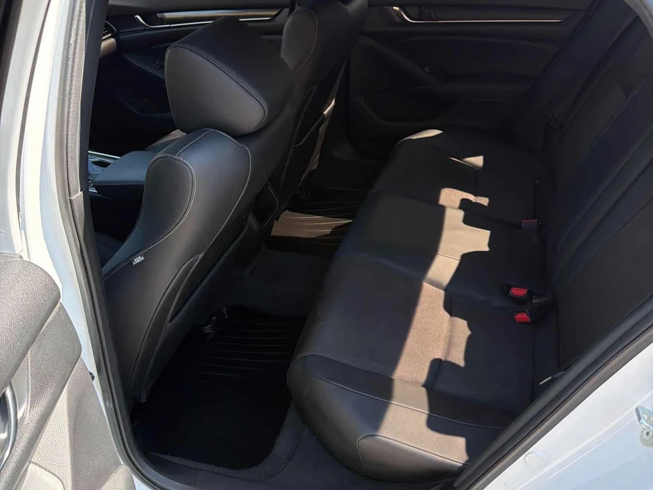 Honda Accord * Sport * ЛИЦЕНЗИРАН ДИЛЪР * CARFAX, снимка 17 - Автомобили и джипове - 55579408