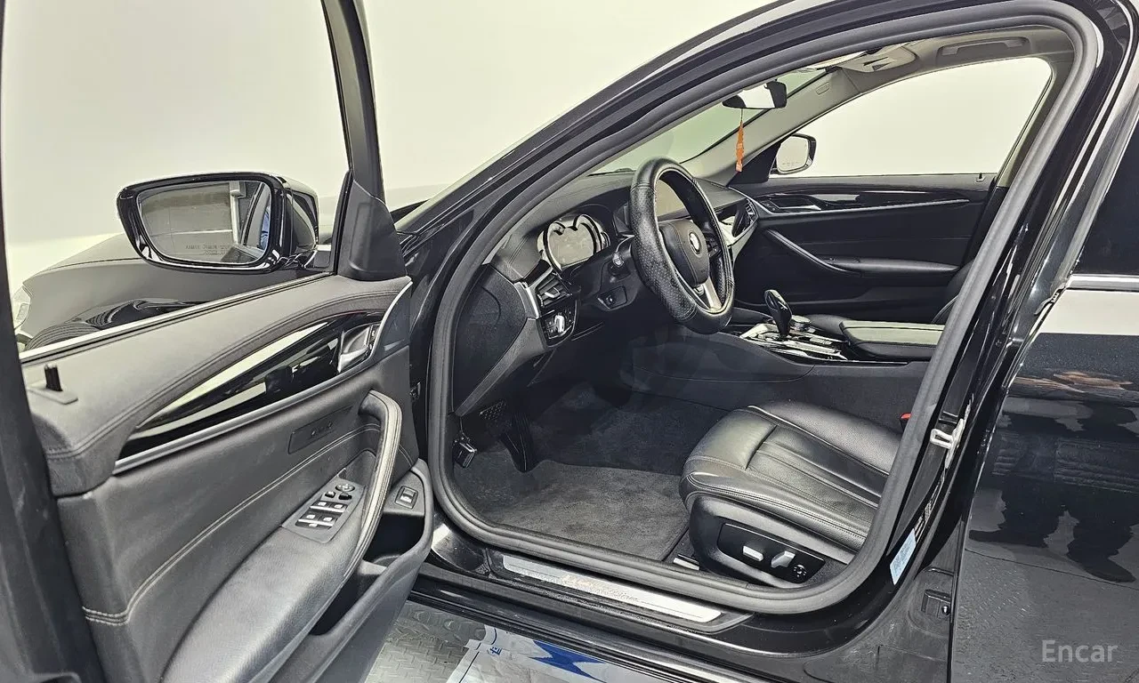 BMW 520 Full extras* Цена до България, снимка 10 - Автомобили и джипове - 55642108