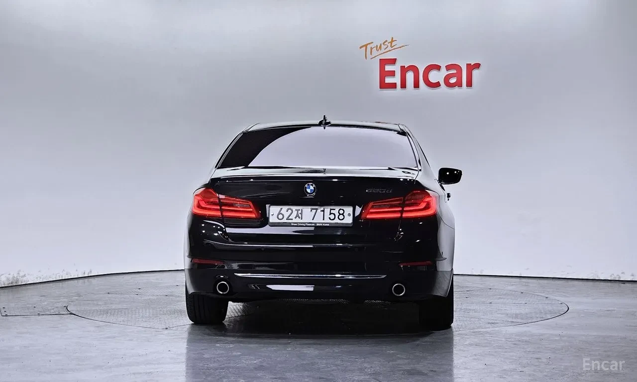 BMW 520 Full extras* Цена до България, снимка 3 - Автомобили и джипове - 55642108