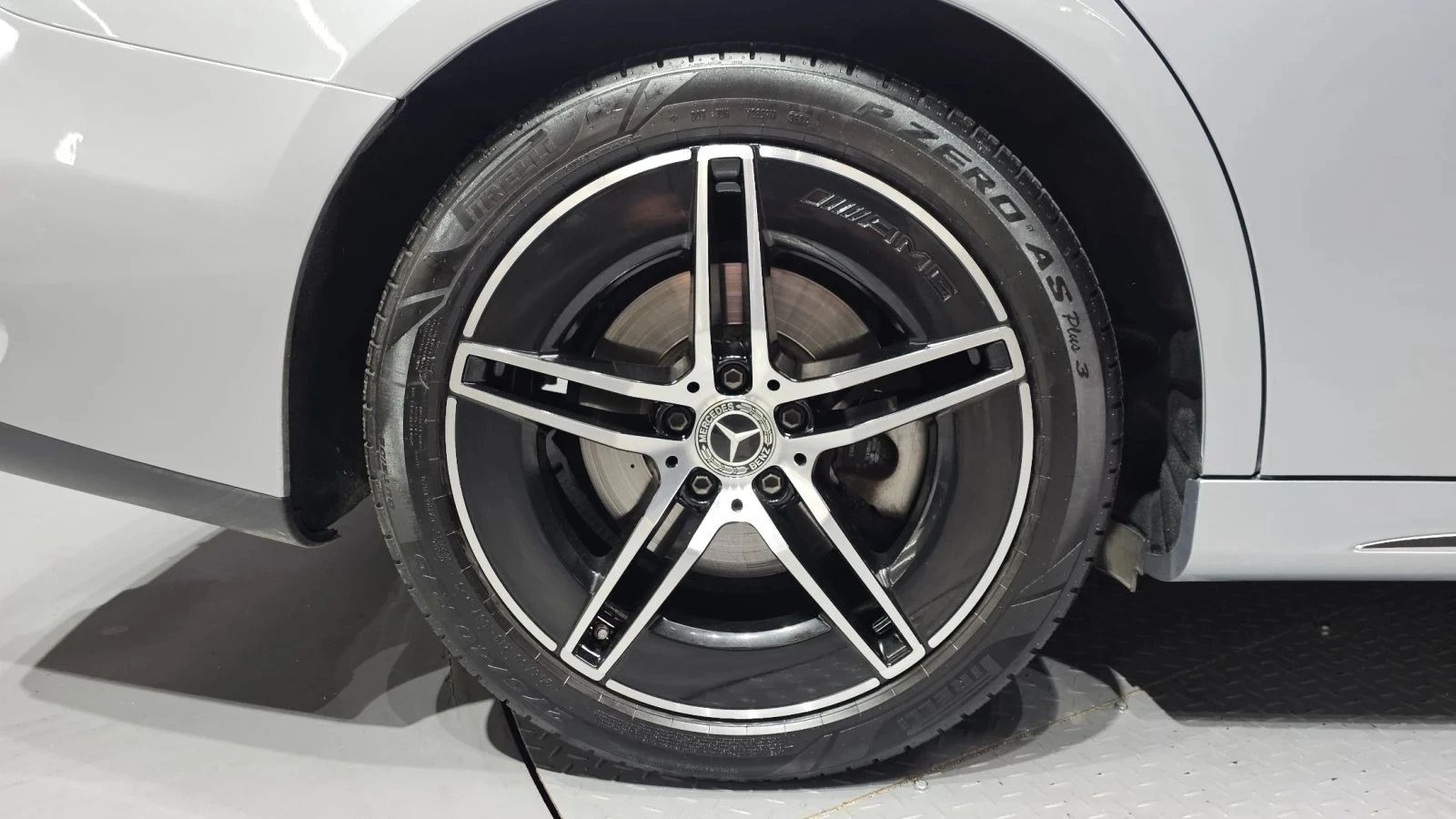 Mercedes-Benz E 300 | Mobile.bg � ����������� 5