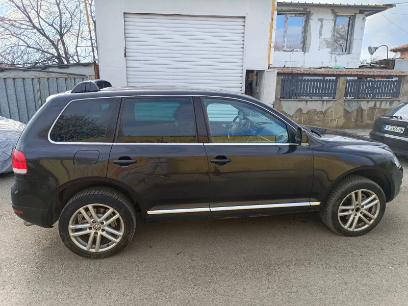 VW Touareg 3.0D, снимка 2 - Автомобили и джипове - 47327216