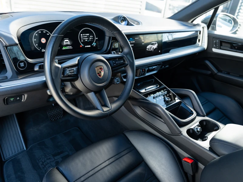 Porsche Cayenne  E-Hybrid, снимка 6 - Автомобили и джипове - 52397483