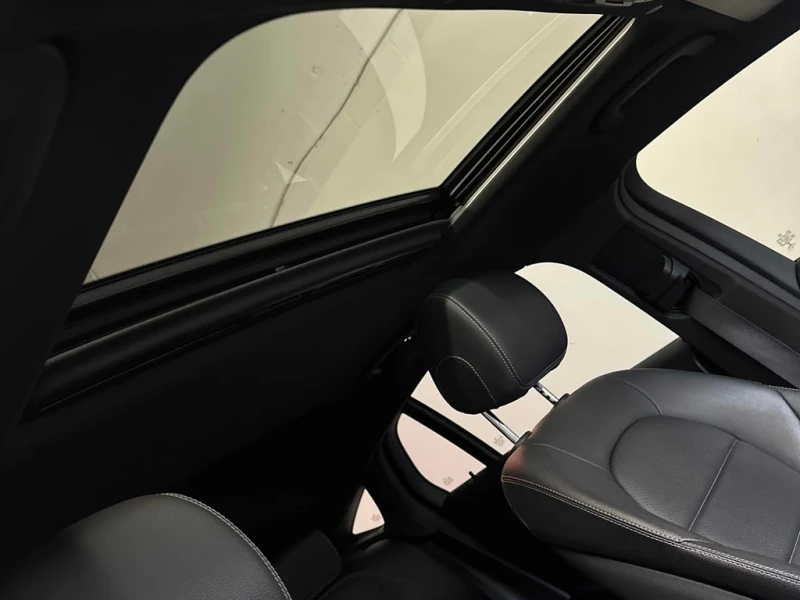 Mercedes-Benz GLC * 300 * CARFAX * БЕЗ ПЪРВОНАЧАЛНА ВНОСКА, снимка 13 - Автомобили и джипове - 52935697