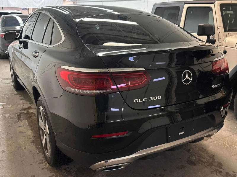 Mercedes-Benz GLC * 300 * CARFAX * БЕЗ ПЪРВОНАЧАЛНА ВНОСКА, снимка 4 - Автомобили и джипове - 52935697